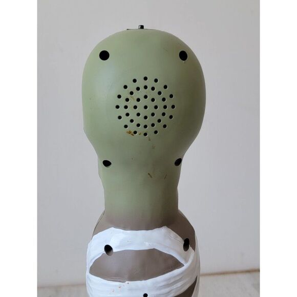 Gemmy Skull Trio singers "Shout" AS IS Halloween animated prop decor - Picture 11 of 12